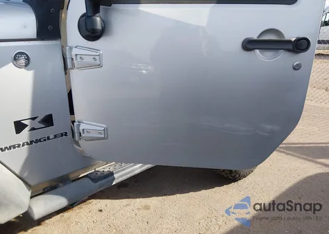 2009 Jeep Wrangler X из США, поврежденный, VIN 1J4FA24189L745803